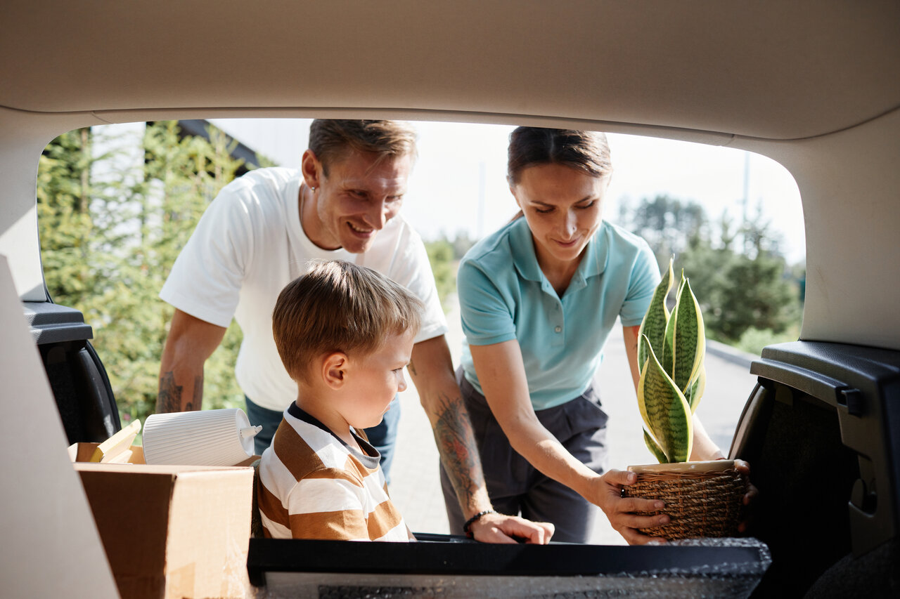 Family moving in summer