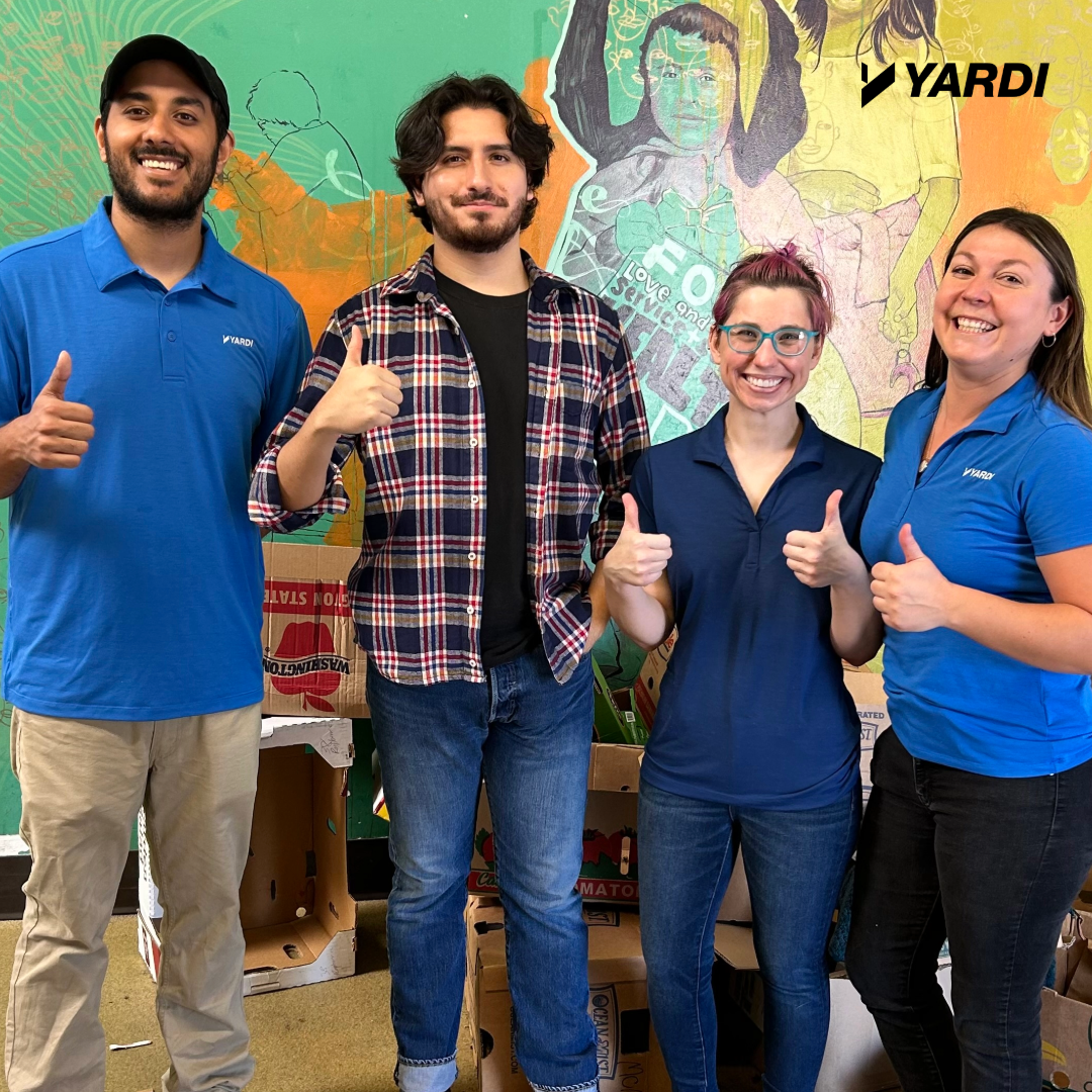 Santa Ana Team Yardi Volunteers Share Ourselves