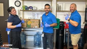 Santa Ana Team Yardi Volunteers Share Ourselves